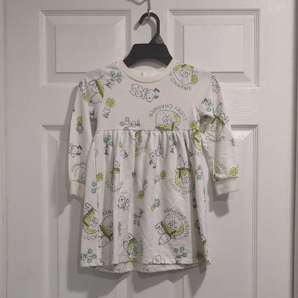 Peanuts White and Green Graphic Apparel
